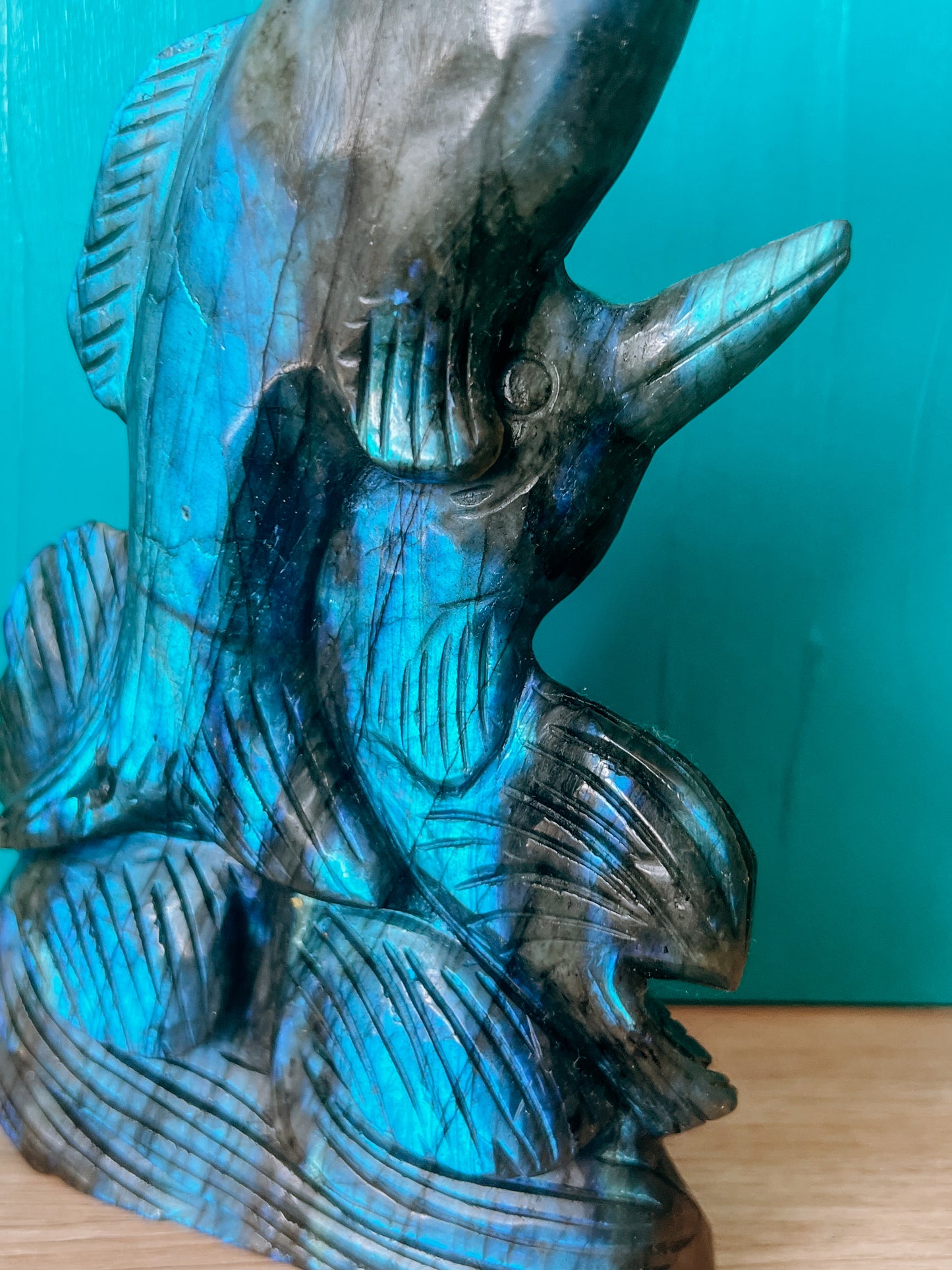 Labradorite - polished Dolphin Statue