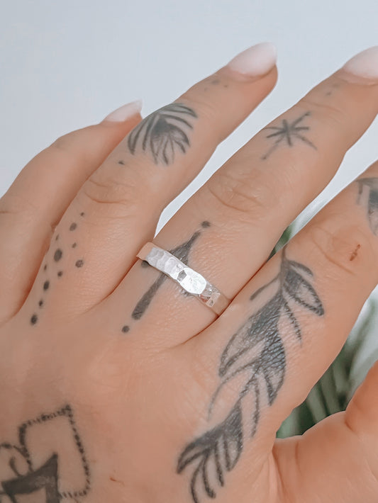 Hephaistos - hammered Stacker Band (MTO) > Made in your size