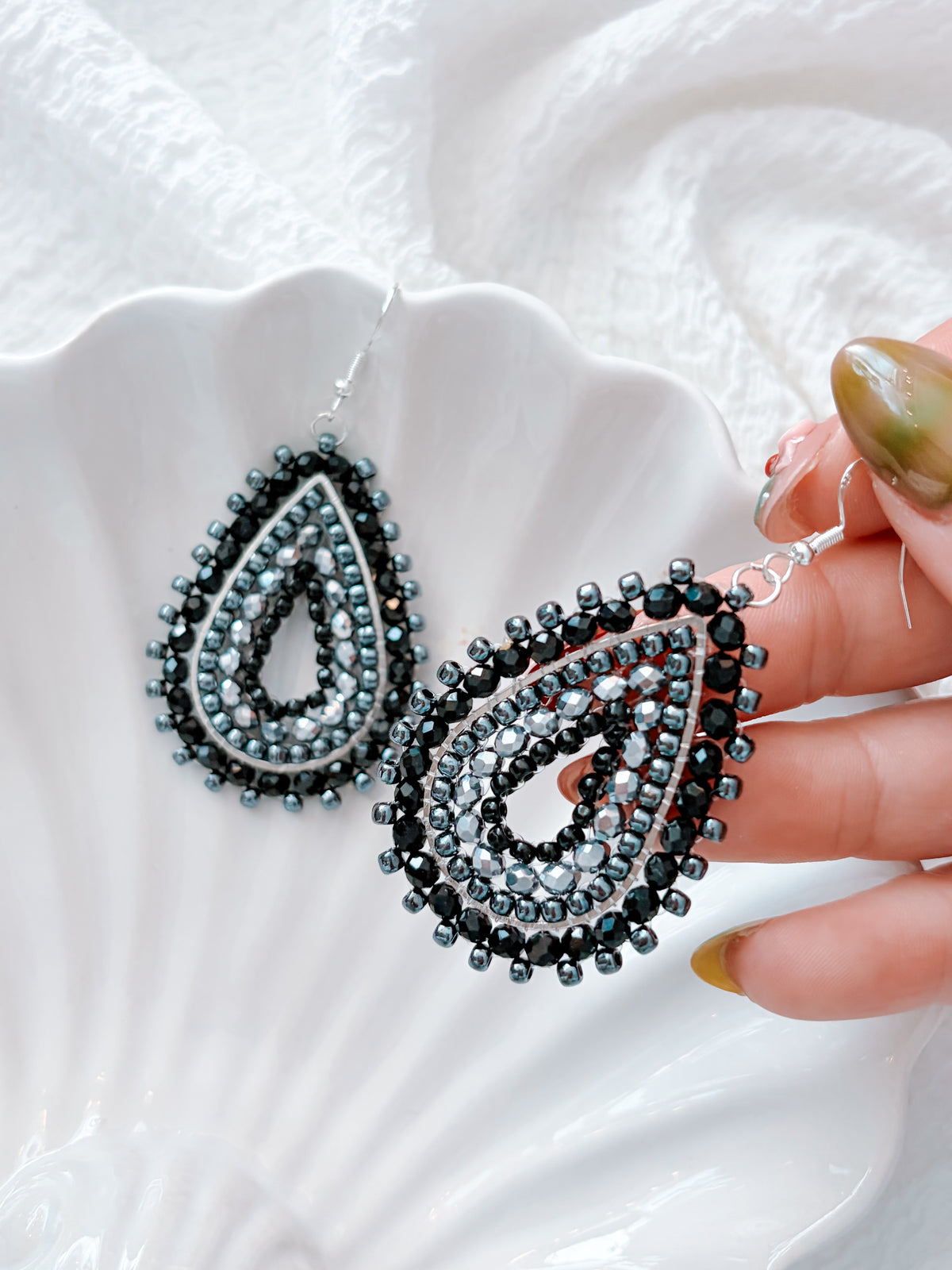 Chromatica - beaded earrings