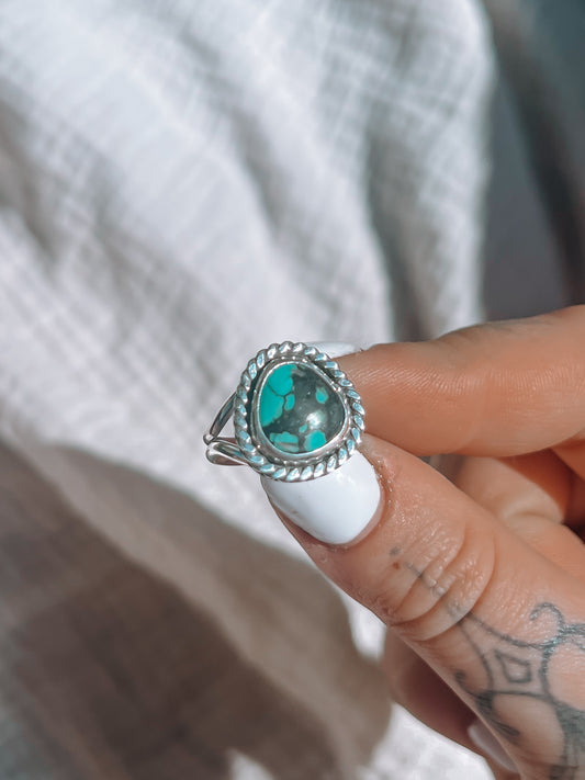Turquoise Ring (7.5)