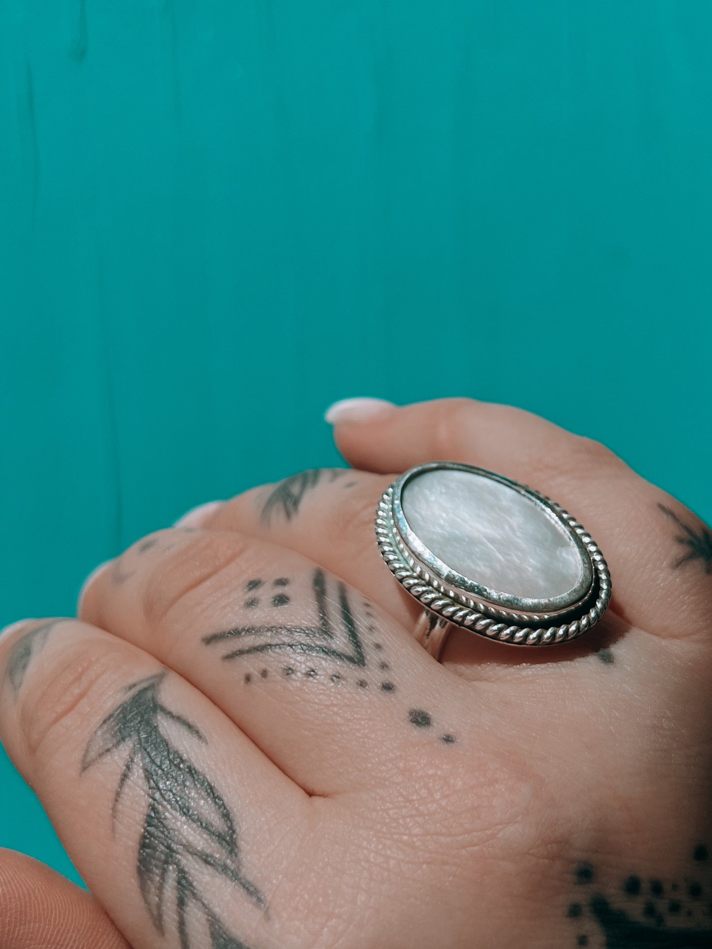 Mother of Pearl Ring (9.5)