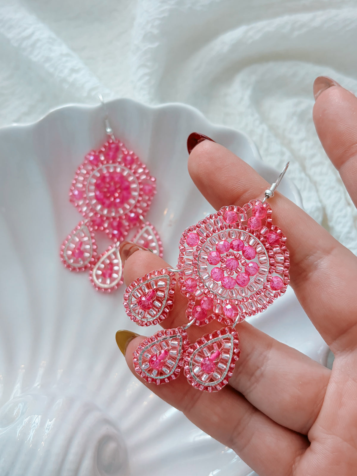 Hibiscus - beaded earrings