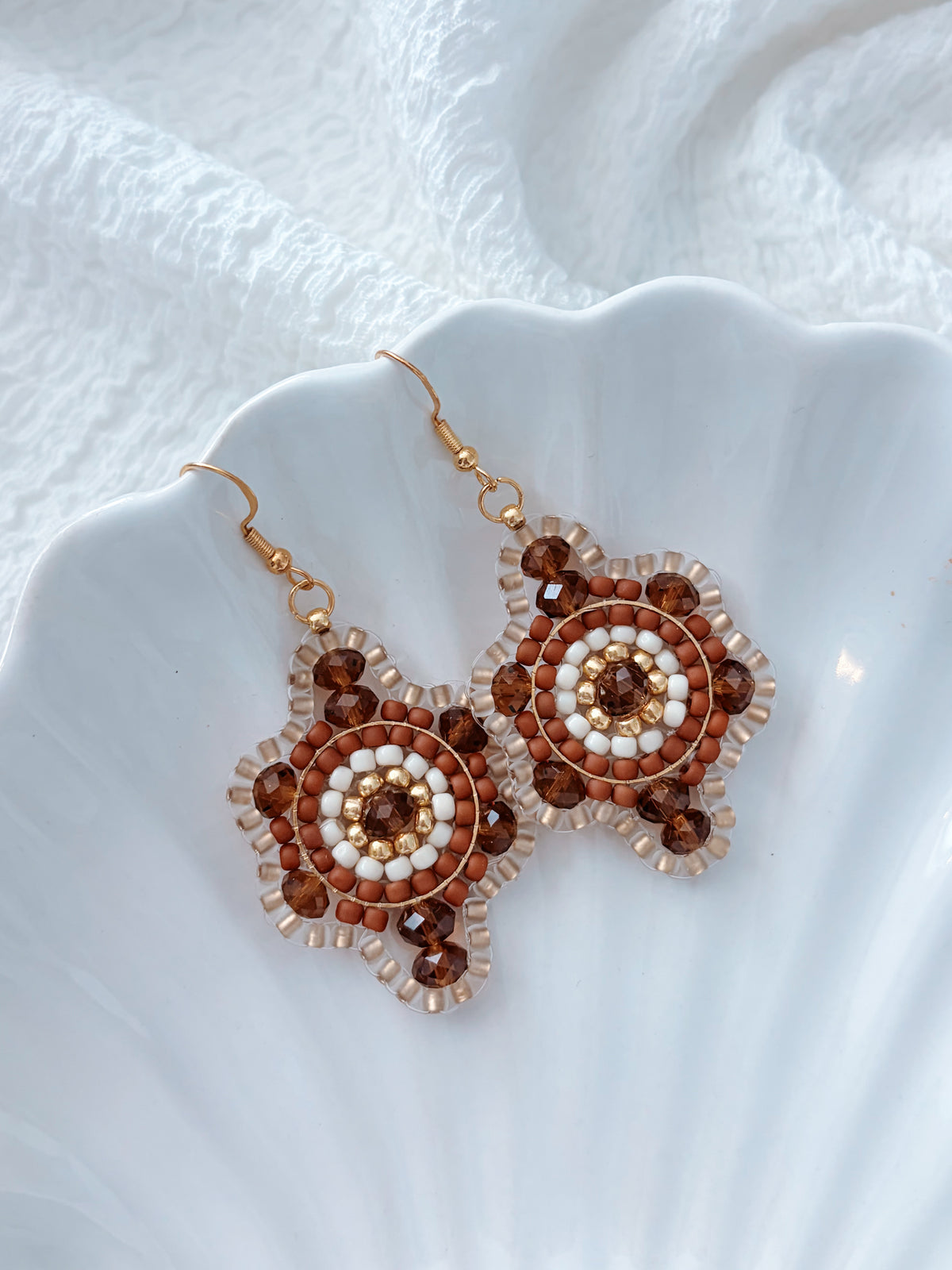Cinnamon - beaded earrings