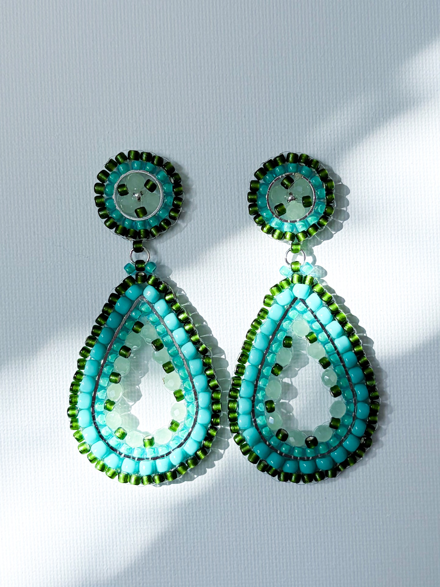 Mossy swamp- beaded earrings