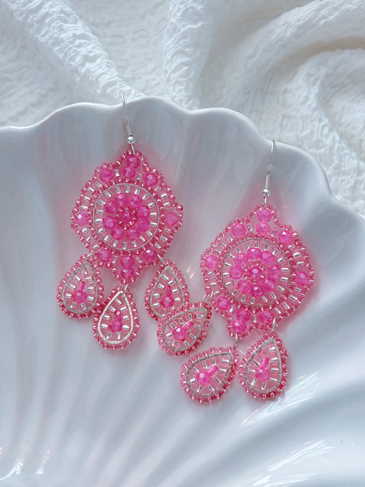 Hibiscus - beaded earrings