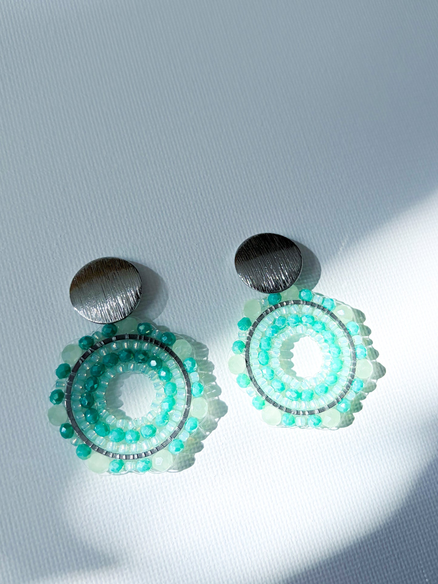 green tea - beaded earrings