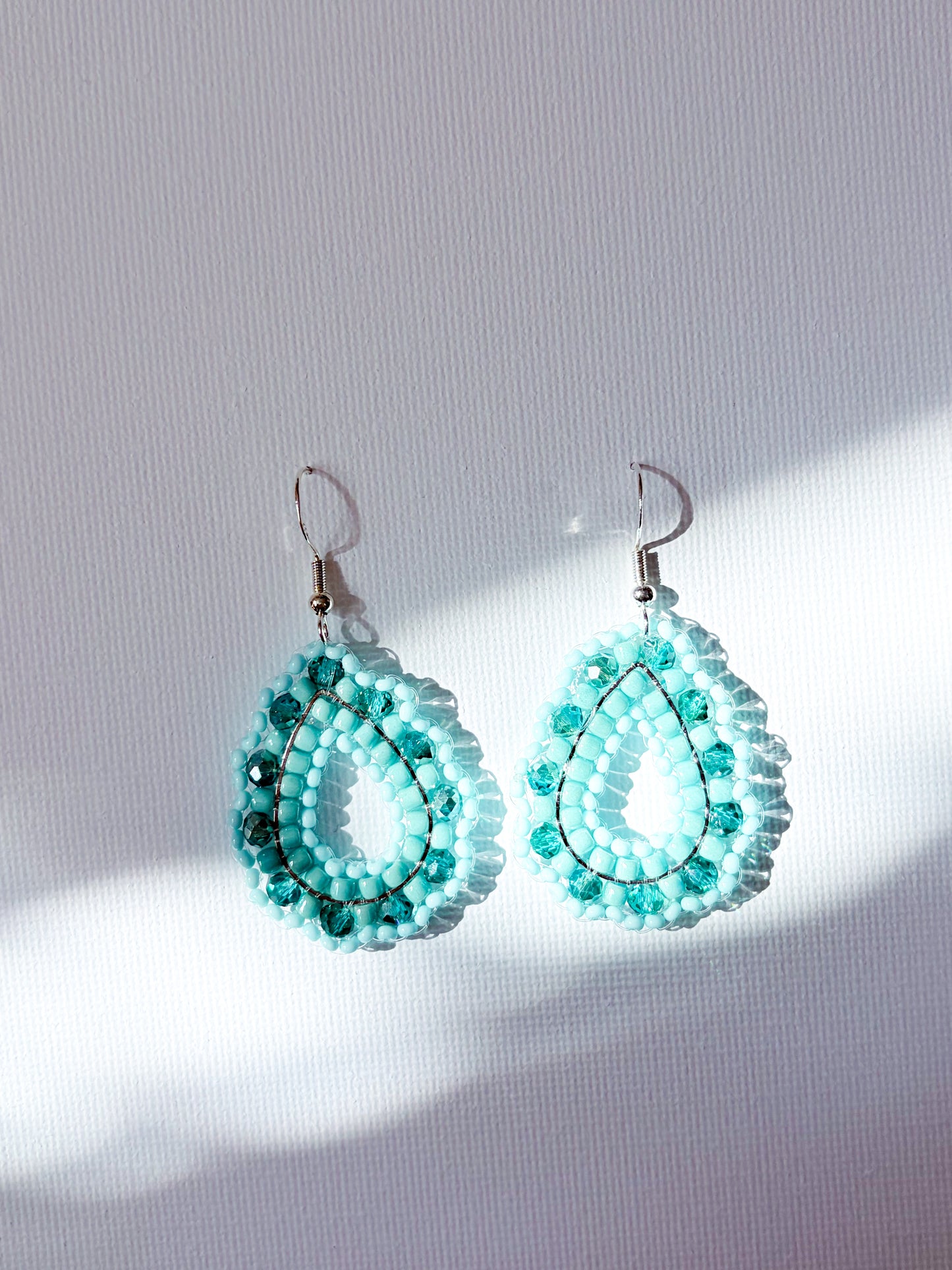 Spearmint - beaded earrings